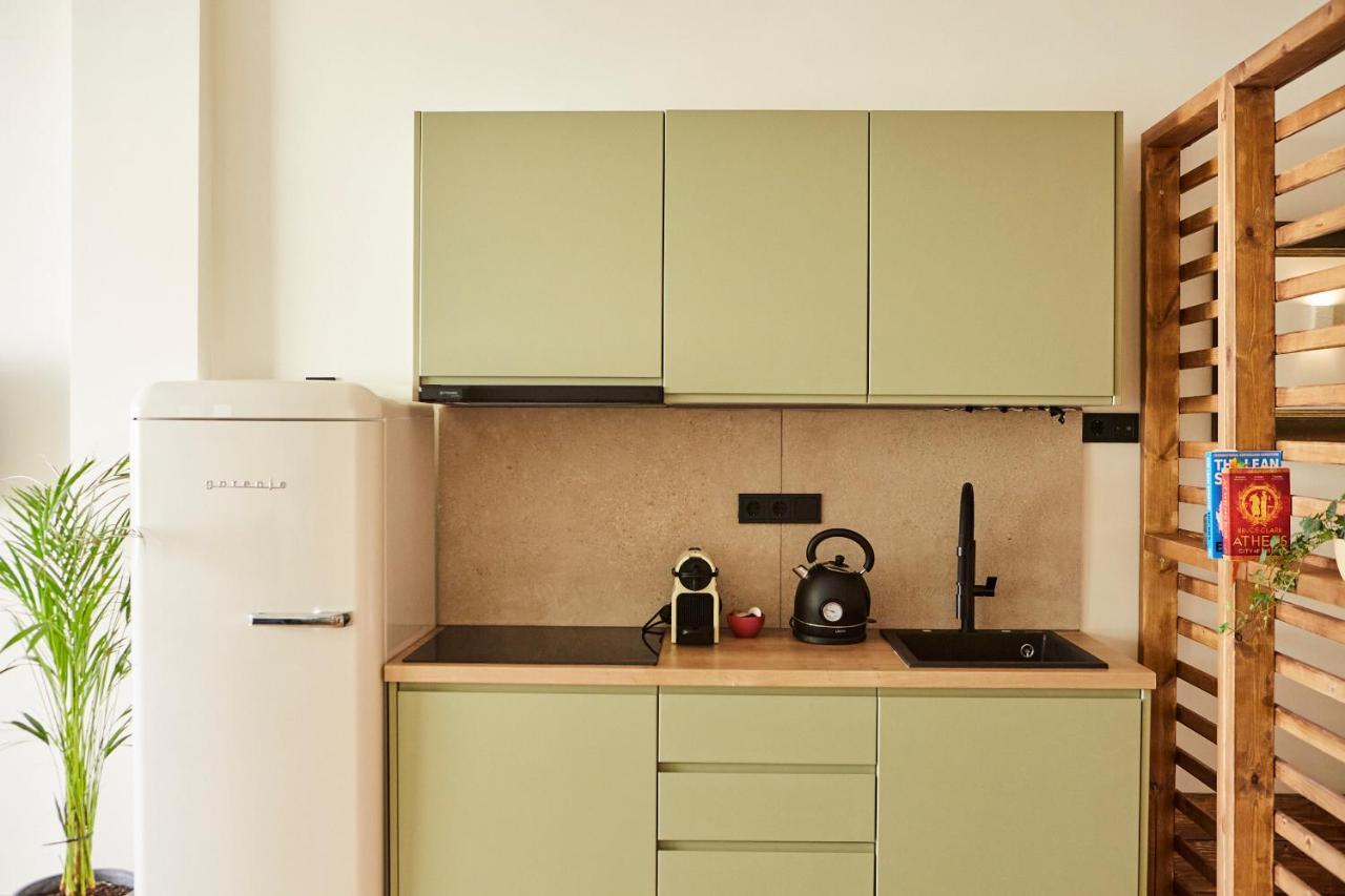 Mosaics Athens Boutique Apartments 外观 照片